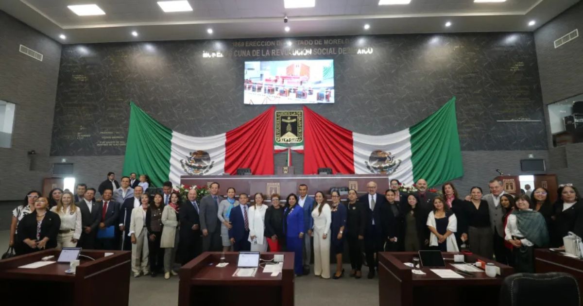 ongreso conmemora Símbolos Nacionales y Rotarismo en Morelos