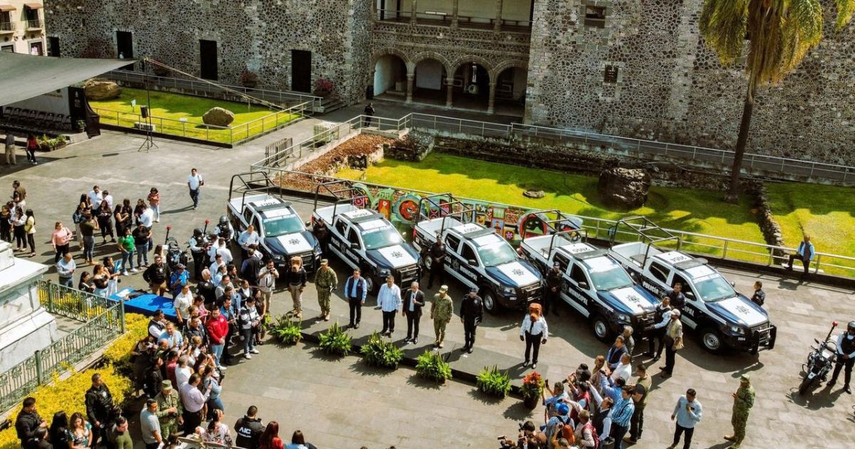 Cuernavaca hace entrega de nuevas unidades a la Seprac