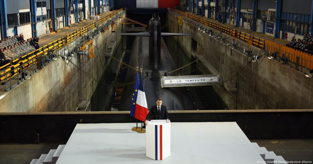 Francia prevén aumentar arsenal nuclear