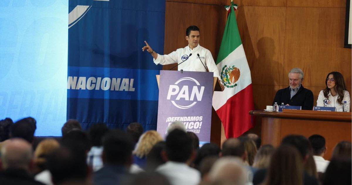 “Tantos años criticando a Morena”: Sheinbaum ante candidaturas del PAN por encuesta