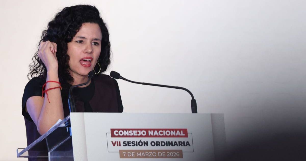Luisa María Alcalde niega dejar dirigencia de Morena