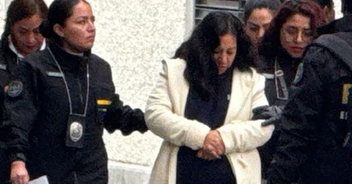 Condenan a prisión a exalcaldesa de Capulhuac por golpear a empleada del DIF