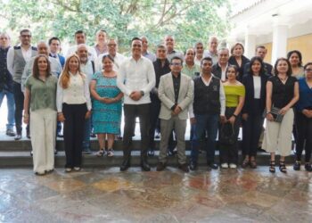 Daniel Martínez Terrazas dialoga con líderes empresariales en el Congreso de Morelos