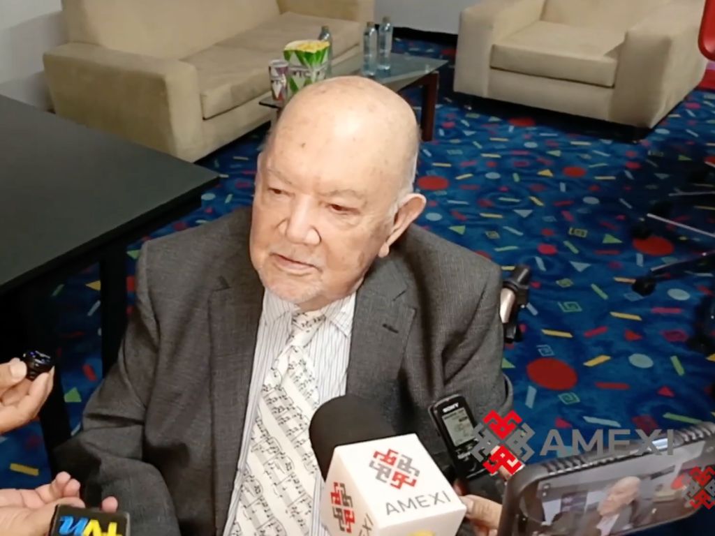 Homenaje a Sergio Corona