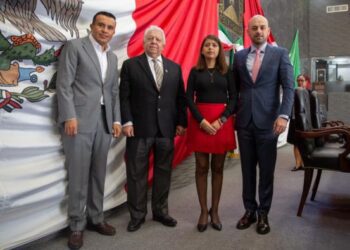 El secretario de Gobierno, Edgar Maldonado, durante la presentación del informe de la Fiscalía en el Congreso de Morelos