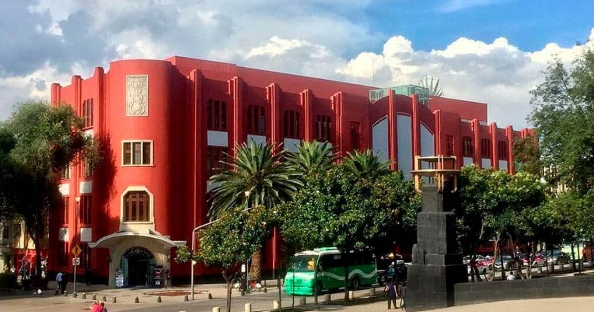 "Little L.A.": La Tabacalera se transforma ante la llegada masiva de deportados