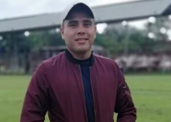 Alcalde invita a papás a festejar con “chicas buena onda”