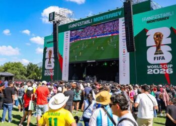 Cerveza gratis en Fan Fest de Monterrey
