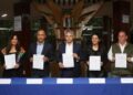 Firma de convenio entre autoridades del Ayuntamiento de Cuernavaca y el IEBEM en la biblioteca pública municipal de Morelos